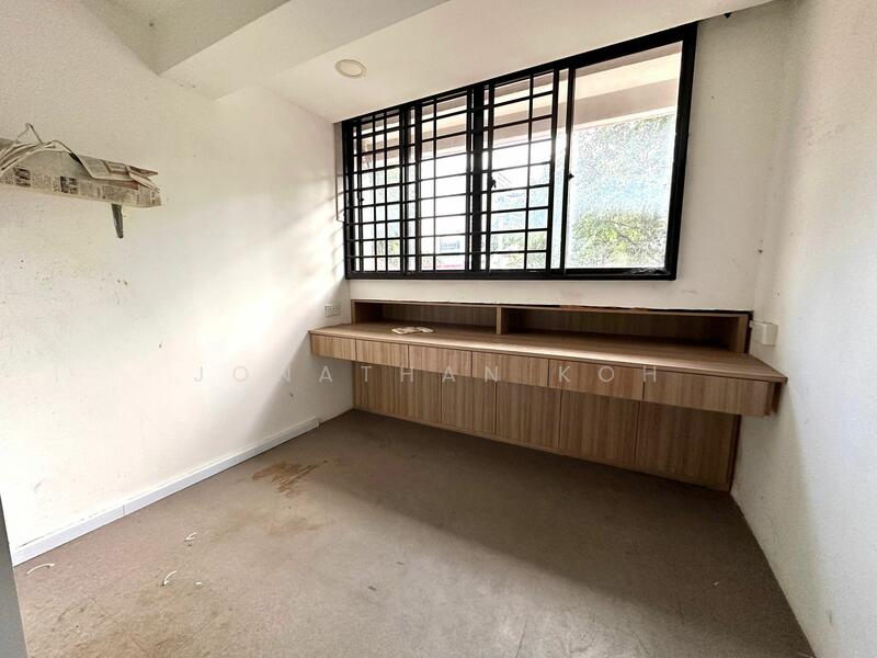 53 Sims Place, 53 Sims Place, 1,400 sqft, Shop / Shophouse For Sale, by Jonathan Koh, 25182354 - CommercialGuru.com.sg