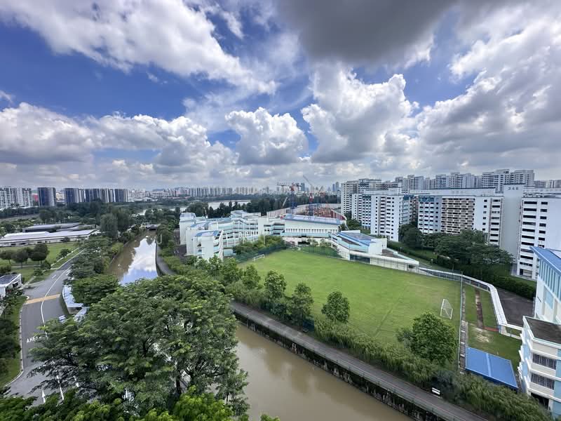 Lakepoint Condo, 10 Lakepoint Drive, 4 Bedrooms, 3,261 sqft, Condominium For Sale, by Jasmine Ye, 25182865 - PropertyGuru.com.sg