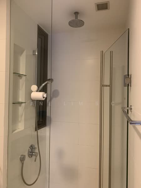 The Arte, 23 Jalan Raja Udang, 2 Bedrooms, 1,055 sqft, Condominium For Rent, by Jane Lim S C, 25183272 - Common Bathroom - PropertyGuru.com.sg