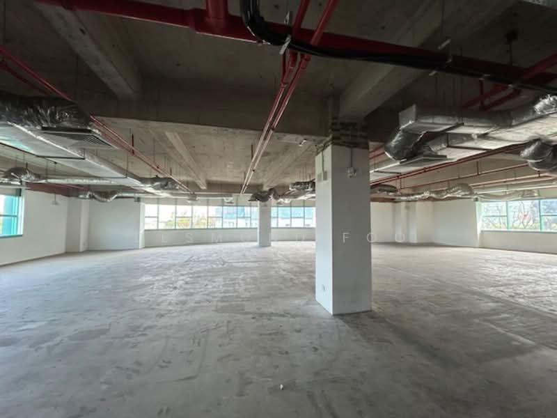 Good specs 6.6m high warehouse in Changi South, Changi South, Changi Airport / Changi Village, 28,000 sqft, Warehouse For Rent, by Desmond Foo, 25183596 - CommercialGuru.com.sg