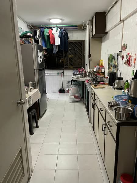 18 Toh Yi Drive, 18 Toh Yi Drive, Clementi Park / Upper Bukit Timah, 2 Bedrooms, 689 sqft, HDB Flat For Rent, by Sherin Loh, 25183998 - PropertyGuru.com.sg