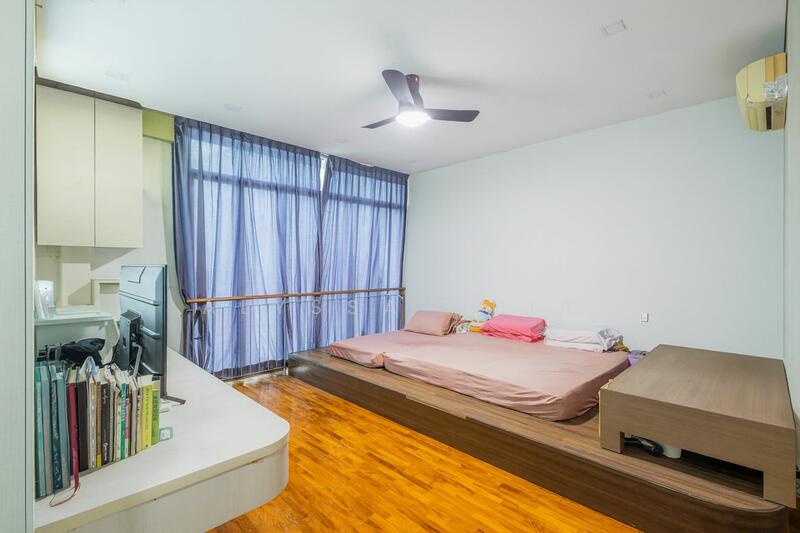 For Sale - ⭐️ 3-Storey Semi-Detached, Serangoon Gardens, 5 mins walk to Chomp Chomp