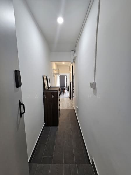 79 Chay Yan Street, 79 Chay Yan Street, 1 Bedroom, 250 sqft, Walk-up Apartment For Rent, by Janelle Ho, 25184612 - PropertyGuru.com.sg