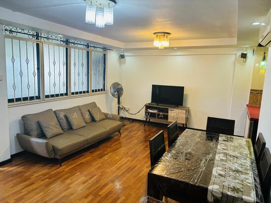 For Rent - 856 Tampines Street 82