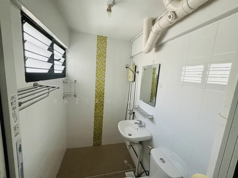 856 Tampines Street 82, 856 Tampines Street 82, 3 Bedrooms, 904 sqft, HDB Flat For Rent, by Raziah Wahab, 25184726 - PropertyGuru.com.sg