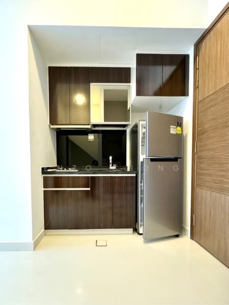 Loft @ Nathan, 31 Nathan Road, 2 Bedrooms, 990 sqft, Condominium For Rent, by Enzo Chong, 25185663 - PropertyGuru.com.sg