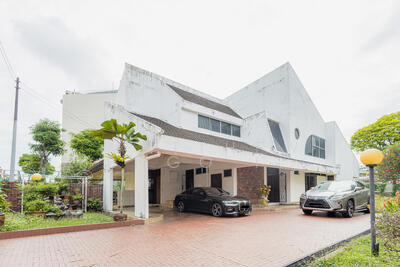 For Sale - Best buy freehold detached along Bedok Road for rebuild