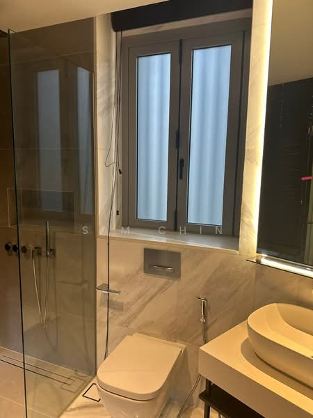 The Iveria, 2 Kim Yam Road, 3 Bedrooms, 904 sqft, Condominium For Rent, by Sam Chin, 25185895 - PropertyGuru.com.sg