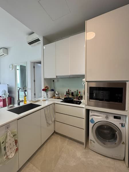 Kingsford Hillview Peak, 105 Hillview Rise, 1 Bedroom, 517 sqft, Condominium For Rent, by Grace Dai, 25185937 - PropertyGuru.com.sg