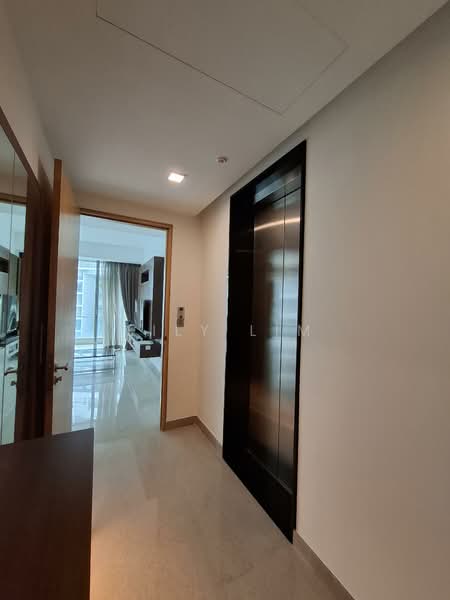 The Light @ Cairnhill, 50 Cairnhill Road, 3 Bedrooms, 1,689 sqft, Condominium For Rent, by Lily Lim, 25185992 - Private Lift Lobby - PropertyGuru.com.sg