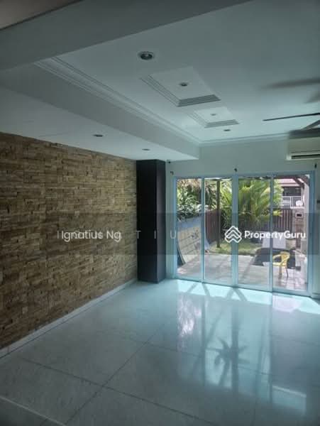 Rosyth Terrace, Rosyth Terrace, Hougang / Punggol / Sengkang, 5 Bedrooms, 2,800 sqft, Terraced House For Rent, by Ignatius Ng, 25186002 - PropertyGuru.com.sg