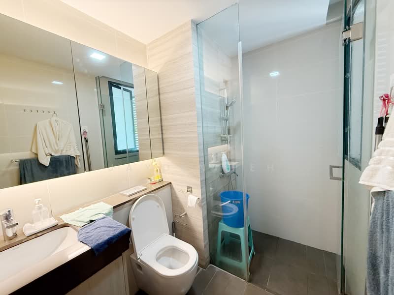 Hedges Park Condominium, 87 Flora Drive, 2 Bedrooms, 797 sqft, Condominium For Sale, by Jayden Peh, 25186023 - PropertyGuru.com.sg