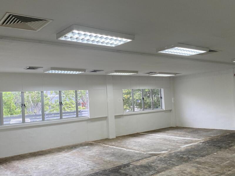 Logistic / workshop/Openyard for oil, gas & marine related trade, Loyang crescent, 10,000 sqft, Factory / Workshop (B2) For Rent, by Leow Kok Wee, 25186164 - CommercialGuru.com.sg