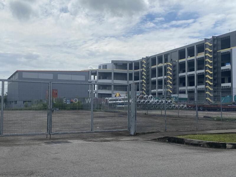 Logistic / workshop/Openyard for oil, gas & marine related trade, Loyang crescent, 10,000 sqft, Factory / Workshop (B2) For Rent, by Leow Kok Wee, 25186164 - CommercialGuru.com.sg