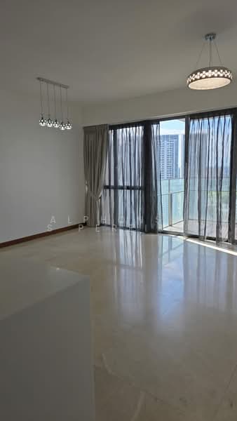Vista Residences, 26 Jalan Datoh, 4 Bedrooms, 1,410 sqft, Condominium For Rent, by Alphonsus Pereira, 25186702 - living area - PropertyGuru.com.sg