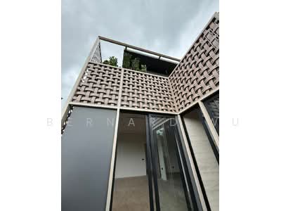 For Sale - Ready for viewing! Modern Semi Detached Hillcrest Road / Watten Drive