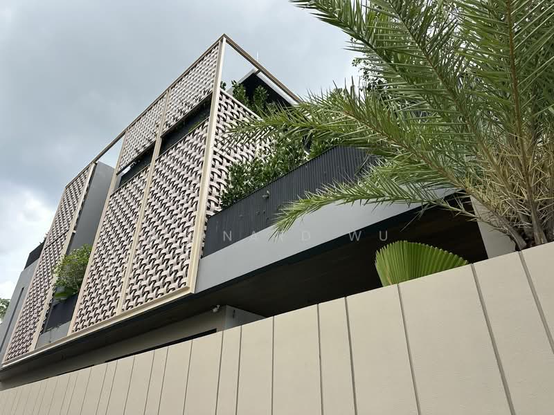 Ready for viewing! Modern Semi Detached Hillcrest Road / Watten Drive, Hillcrest Road / Watten Drive / Greenmead Avenue, 5 Bedrooms, 6,702 sqft, Semi-Detached House For Sale, by Bernard Wu, 25187498 - PropertyGuru.com.sg