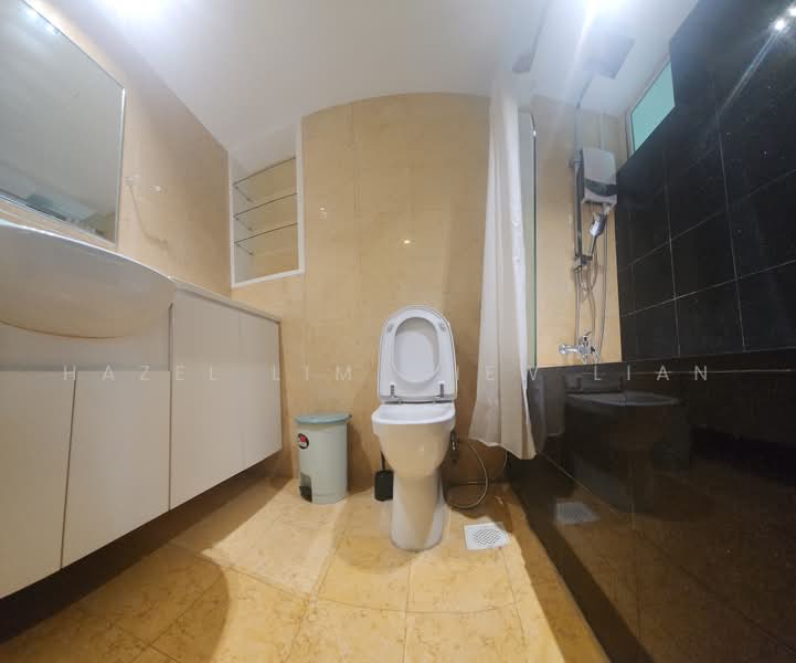 Jervois Regency, 49 Jervois Road, 2 Bedrooms, 969 sqft, Apartment For Sale, by Hazel Lim Chew Lian, 25188002 - PropertyGuru.com.sg
