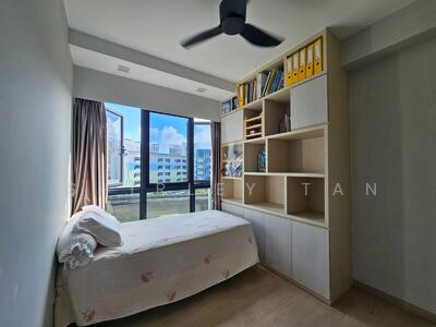 For Rent - Riverparc Residence