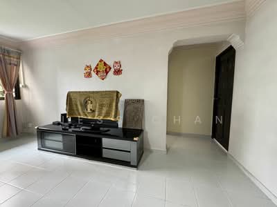 For Rent - 105 Jurong East Street 13