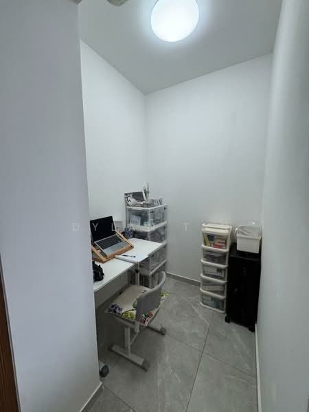 Stirling Residences, 21 Stirling Road, 1 Bedroom, 506 sqft, Condominium For Rent, by Dylan Tan, 25188829 - PropertyGuru.com.sg