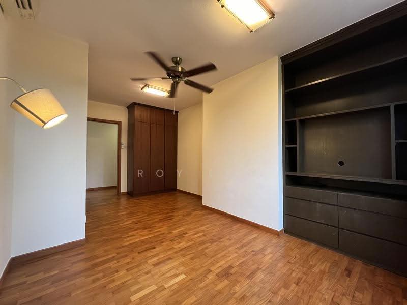 Sutton Place, 26 Farrer Road, Tanglin / Holland / Bukit Timah, 4 Bedrooms, 3,304 sqft, Condominium For Rent, by Roy Low, 25189728 - PropertyGuru.com.sg
