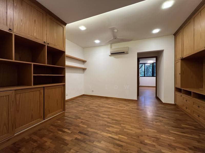 Sutton Place, 26 Farrer Road, Tanglin / Holland / Bukit Timah, 4 Bedrooms, 3,304 sqft, Condominium For Rent, by Roy Low, 25189728 - PropertyGuru.com.sg