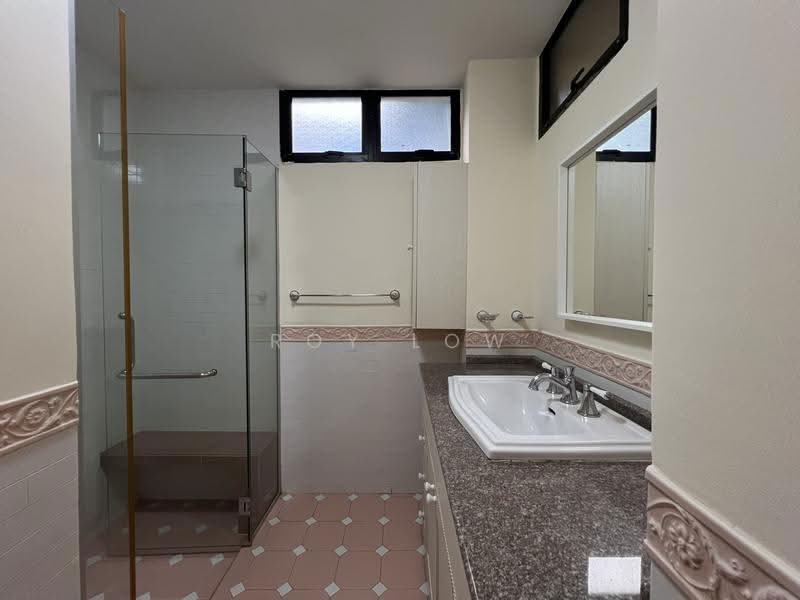Sutton Place, 26 Farrer Road, Tanglin / Holland / Bukit Timah, 4 Bedrooms, 3,304 sqft, Condominium For Rent, by Roy Low, 25189728 - PropertyGuru.com.sg