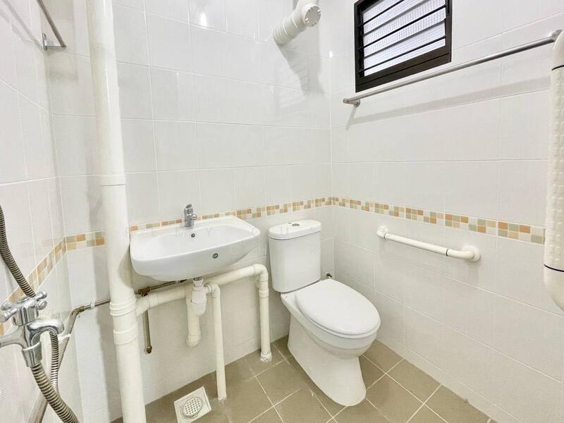 225A Jurong East Street 21, 225A Jurong East Street 21, 2 Bedrooms, 721 sqft, HDB Flat For Rent, by Jeremy Quah Chen Cher, 25190293 - PropertyGuru.com.sg