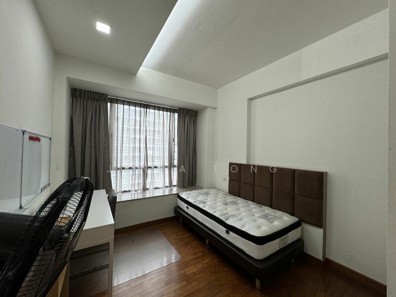 Lakeholmz, 82 Corporation Road, 3 Bedrooms, 1,238 sqft, Condominium For Rent, by Jenna Tong, 25190537 - PropertyGuru.com.sg