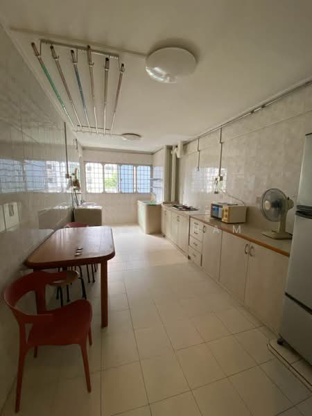 444 Ang Mo Kio Avenue 10, 444 Ang Mo Kio Avenue 10, 2 Bedrooms, 721 sqft, HDB Flat For Rent, by Carel Tham, 25191273 - PropertyGuru.com.sg
