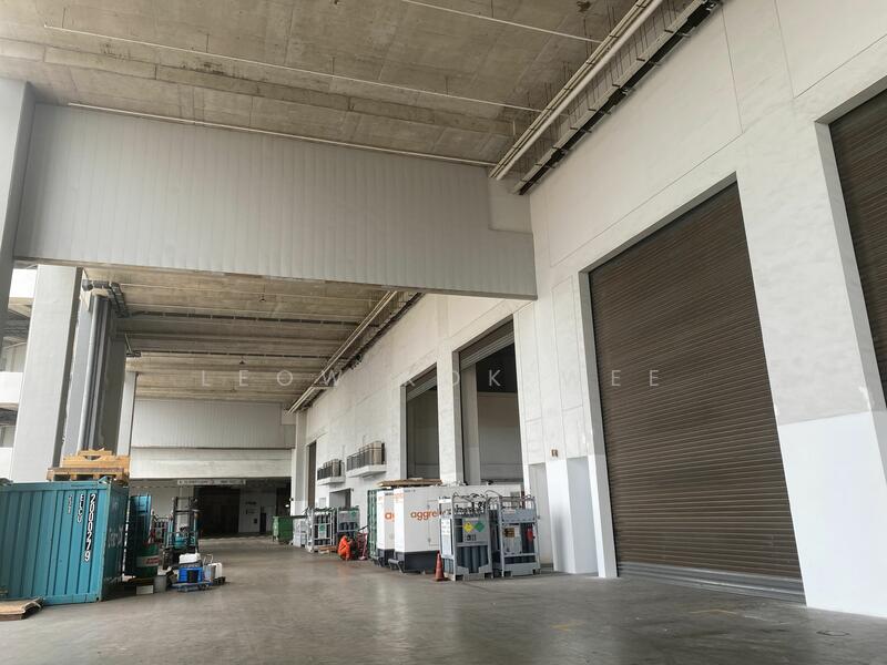 Marine, oil & gas use 12m workshop / warehouse with overhead crane & office ; Openyard space avail, , 12,000 sqft, Factory / Workshop (B2) For Rent, by Leow Kok Wee, 25191696 - CommercialGuru.com.sg