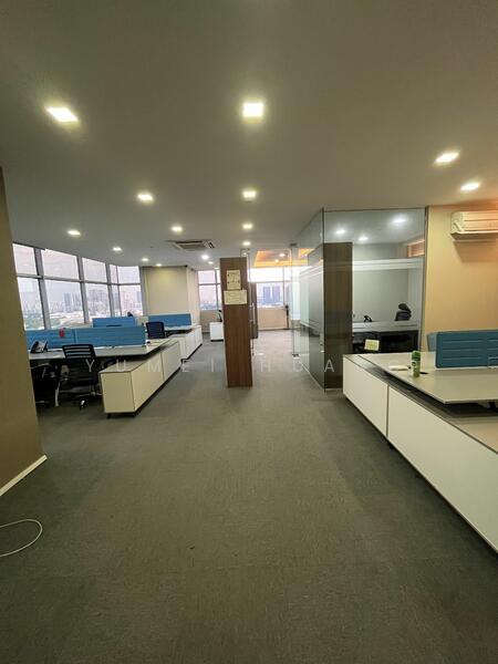 Wcega Tower, 21 Bukit Batok Crescent, 1,970 sqft, Light Industrial (B1) For Rent, by Yumei Huang, 25192094 - CommercialGuru.com.sg