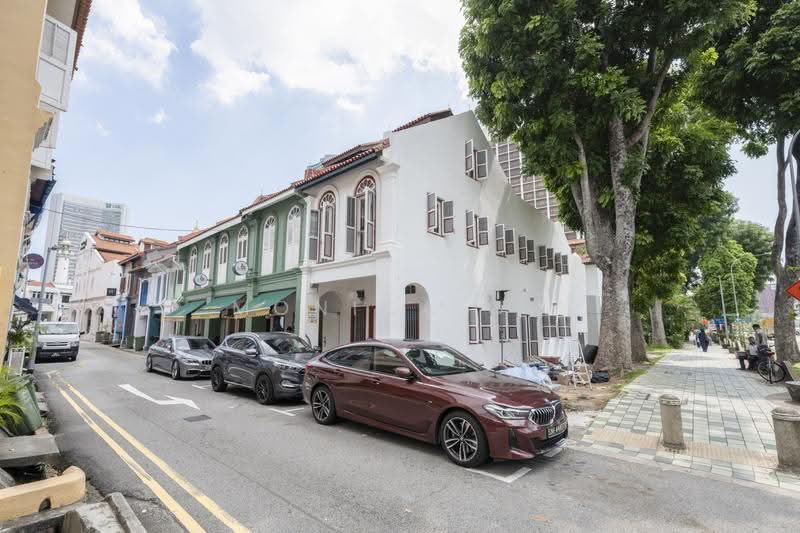 Jalan Pisang, Bugis, Jalan Pisang, Bugis, Arab street, Beach Road / Bugis / Rochor, 2,200 sqft, Shop / Shophouse For Rent, by Monica Oh, 25192979 - CommercialGuru.com.sg