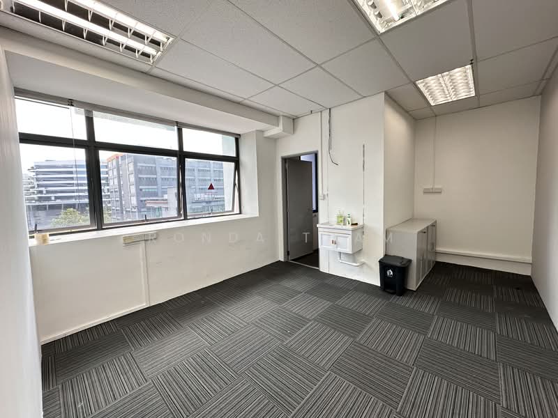 Vertex, 33 Ubi Avenue 3, 1,464 sqft, Light Industrial (B1) For Rent, by Ronda Tham, 25193321 - CommercialGuru.com.sg