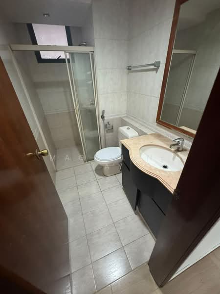 East Meadows, 32 Tanah Merah Kechil Road, 3 Bedrooms, 1,195 sqft, Condominium For Rent, by Magdalene Tay, 25194127 - PropertyGuru.com.sg