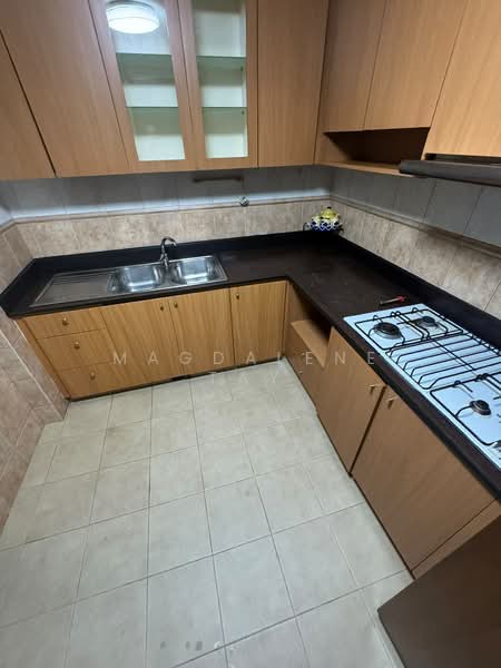 East Meadows, 32 Tanah Merah Kechil Road, 3 Bedrooms, 1,195 sqft, Condominium For Rent, by Magdalene Tay, 25194127 - PropertyGuru.com.sg