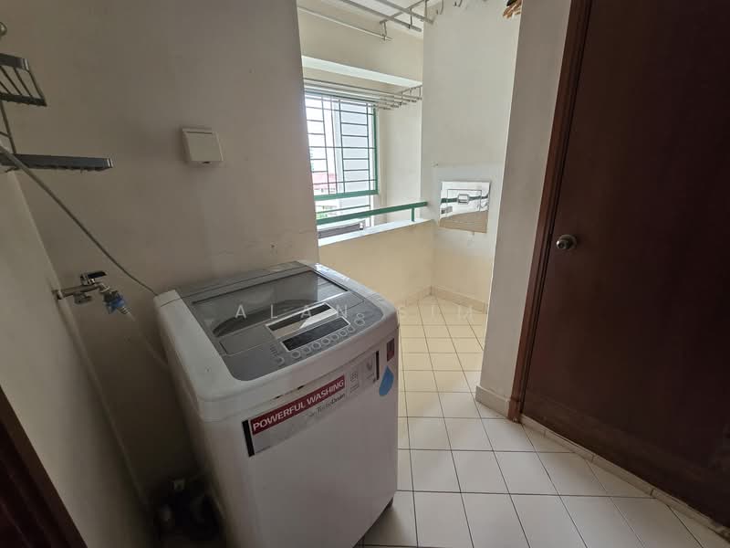 Evergreen Park, 35 Hougang Avenue 7, 3 Bedrooms, 1,238 sqft, Condominium For Rent, by Alan Sim, 25194609 - PropertyGuru.com.sg