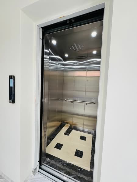 For Sale - Last unit - Brand new Semi-D, 4 levels with Lift & Swimming Pool, modern with roof terrace