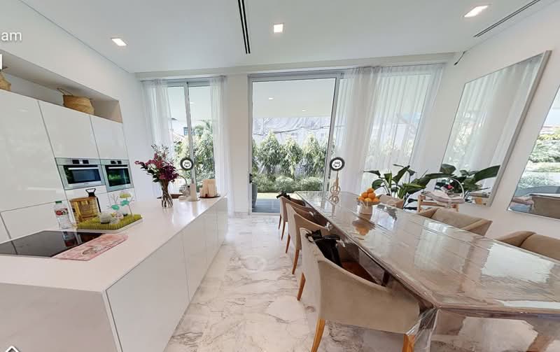 Keen Sellers! Modern Detached Car Porch for 4 - 6 Cars, Greenleaf/Holland/Maryland/, Tanglin / Holland / Bukit Timah, 5 Bedrooms, 8,400 sqft, Detached House For Sale, by Daniel Ling, 25194904 - PropertyGuru.com.sg