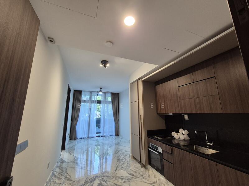 For Rent - Van Holland