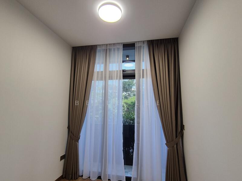 For Rent - Van Holland