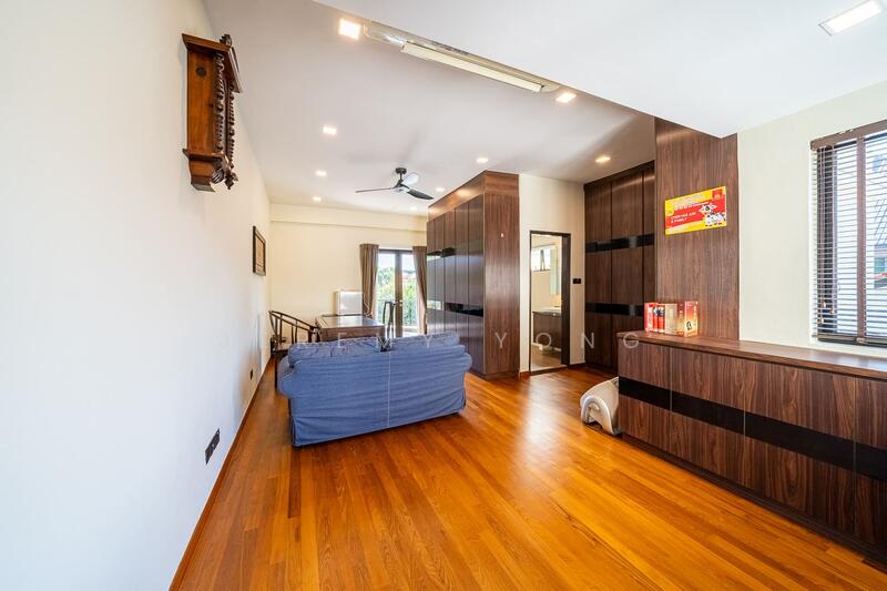 Jalan Ulu Siglap, Jalan Ulu Siglap, 8 Bedrooms, 7,000 sqft, Semi-Detached House For Sale, by Jeremy Yong, 25195670 - PropertyGuru.com.sg