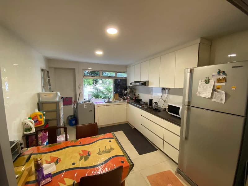 Emerald Hill Apartment, 140 Emerald Hill Road, Room Rental, 250 sqft, Apartment For Rent, by Nellie Lee, 25196215 - PropertyGuru.com.sg