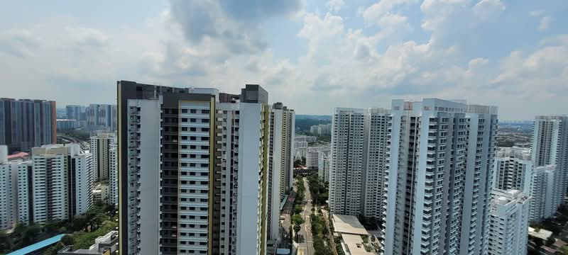 Clavon, 8 Clementi Avenue 1, 2 Bedrooms, 678 sqft, Condominium For Sale, by J Han, 25196399 - PropertyGuru.com.sg