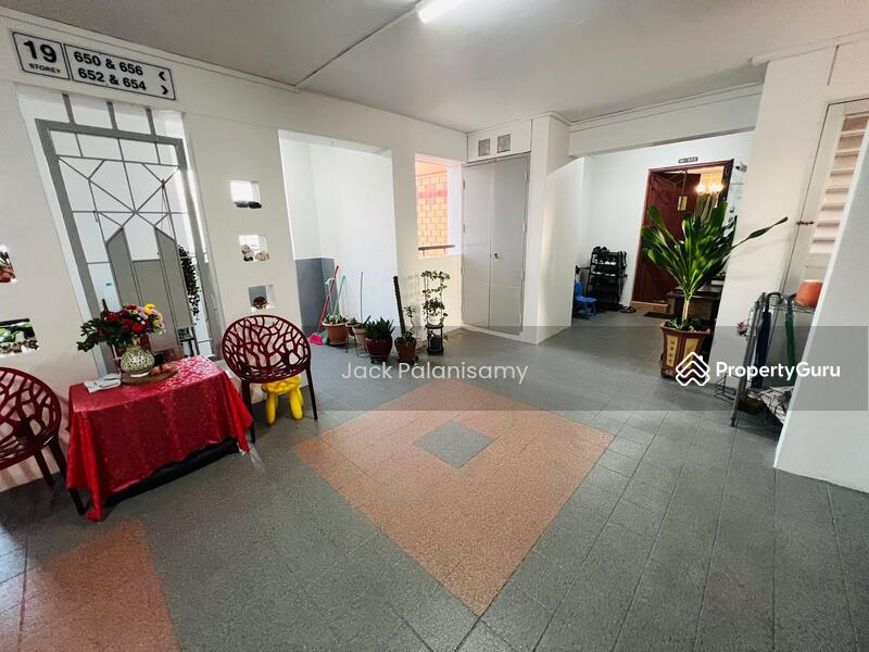 For Rent - 7 Commonwealth Avenue