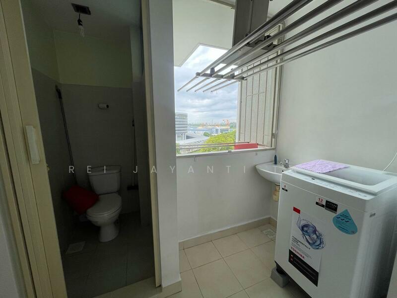 Whitewater, 27 Pasir Ris Street 72, 3 Bedrooms, 1206 sqft, Executive