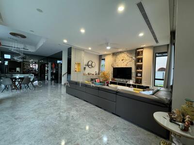 For Sale - D19 Modern Detached with 8 + 1 bedrooms 8 baths. Comes with swimming pool and lift