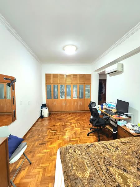 Chiltern Park, 131 Serangoon Avenue 3, 3 Bedrooms, 1,518 sqft, Condominium For Sale, by Benjamin Poh, 25196940 - Master Room - PropertyGuru.com.sg