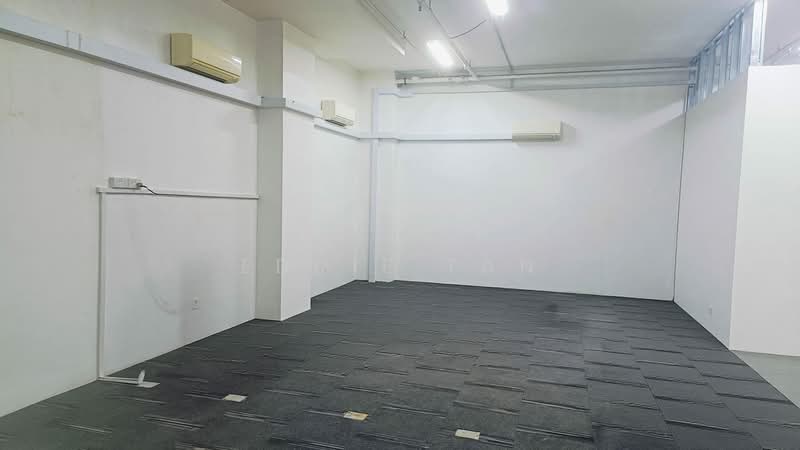 Woodlands 11, 11 Woodlands Close, 650 sqft, Light Industrial (B1) For Rent, by Eddie Tan, 25197253 - CommercialGuru.com.sg
